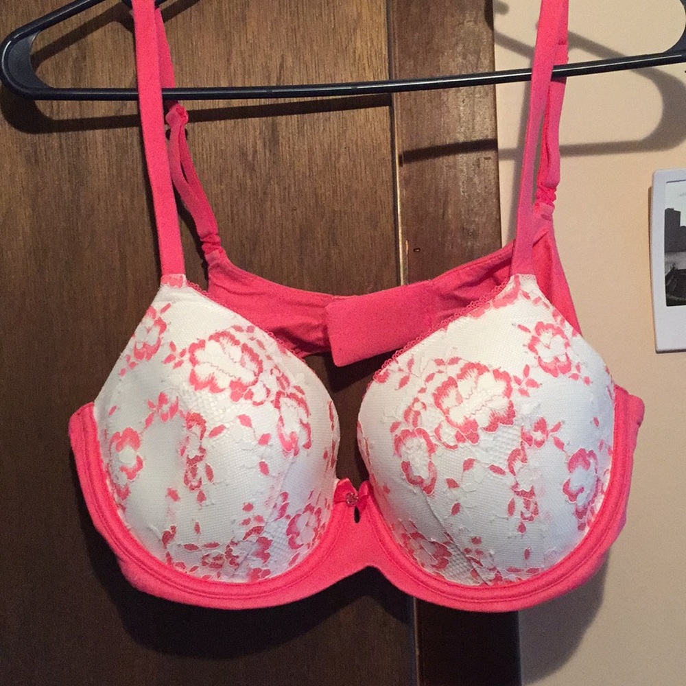 Body by Victoria bra